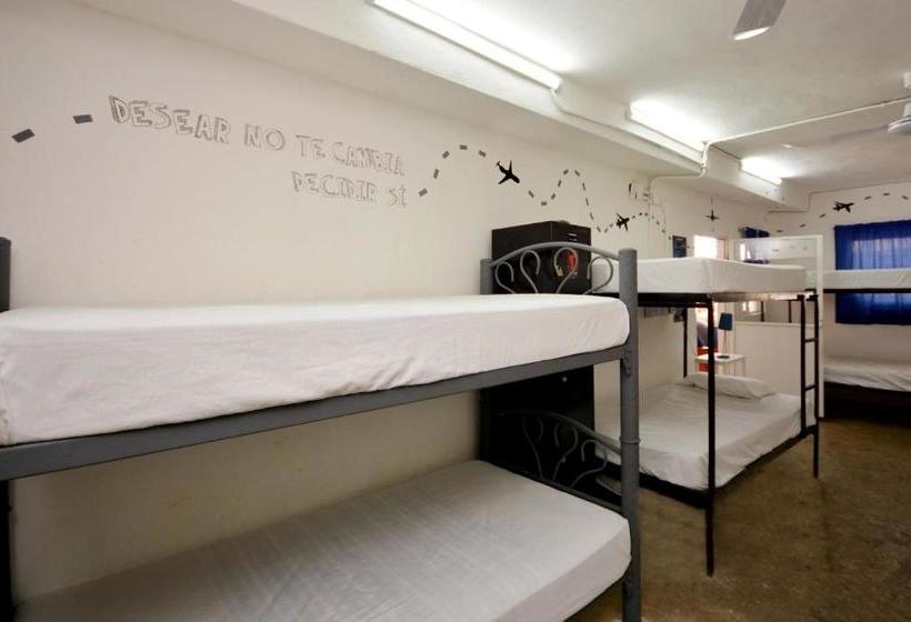 פנסיון Hostel 6/15