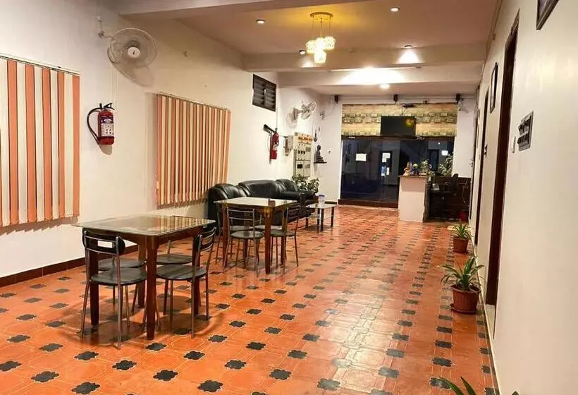 پانسیون La Paradise Residency