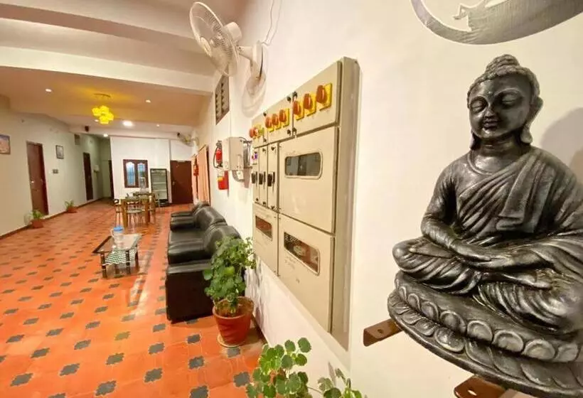 پانسیون La Paradise Residency