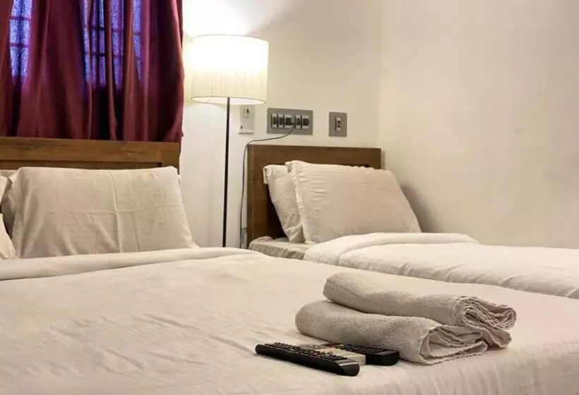 پانسیون La Paradise Residency