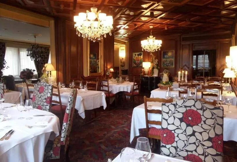 ホテル Hôtel Restaurant Erckmann Chatrian