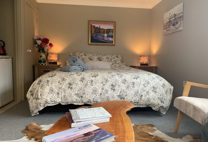 فندق Trout N Trail Bnb