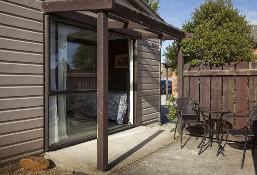 فندق Trout N Trail Bnb