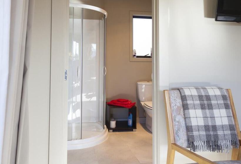 فندق Trout N Trail Bnb