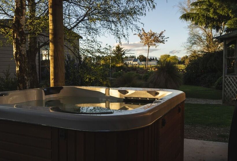 فندق Trout N Trail Bnb