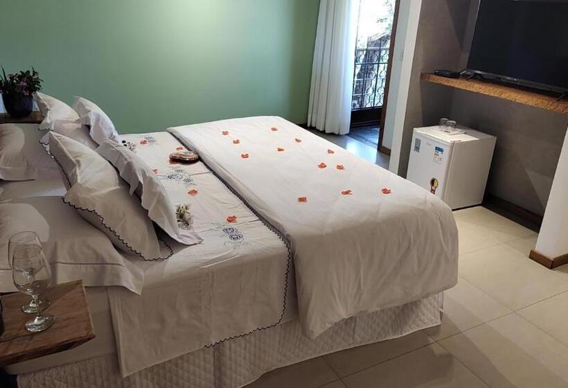 بنسيون Solar Dos Ipês