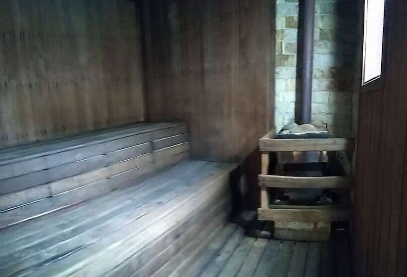 Pousada Flor Do Jambeiro   Hostel