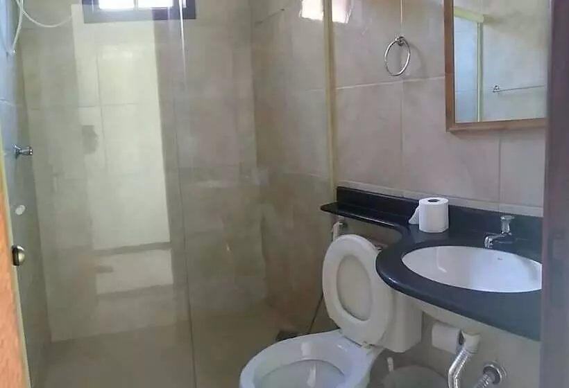 Pousada Flor Do Jambeiro   Hostel