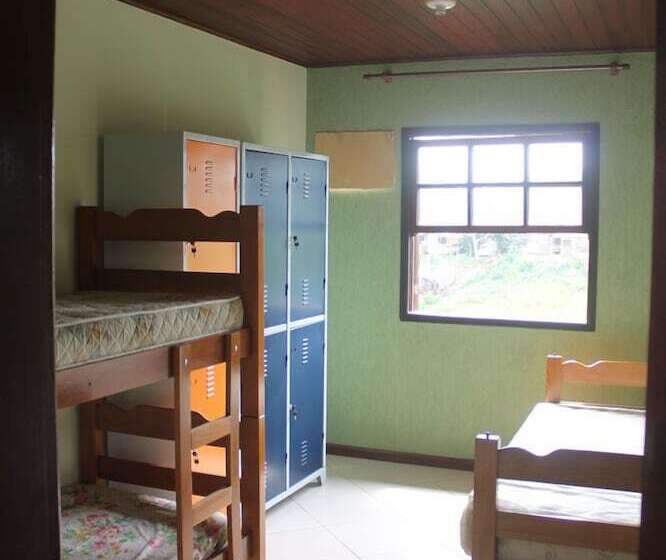 Pousada Flor Do Jambeiro   Hostel