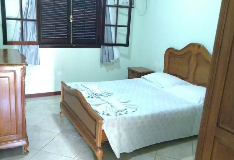 Pousada Flor Do Jambeiro   Hostel