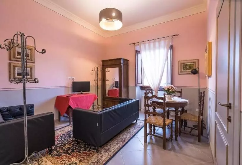 ホテル Albergo Casentino