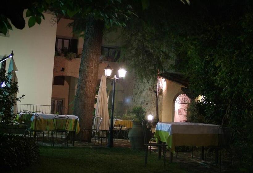 בית מלון כפרי Albergo Casentino