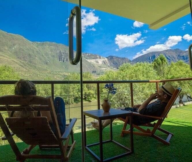 Hotelli Ribera Del Valle