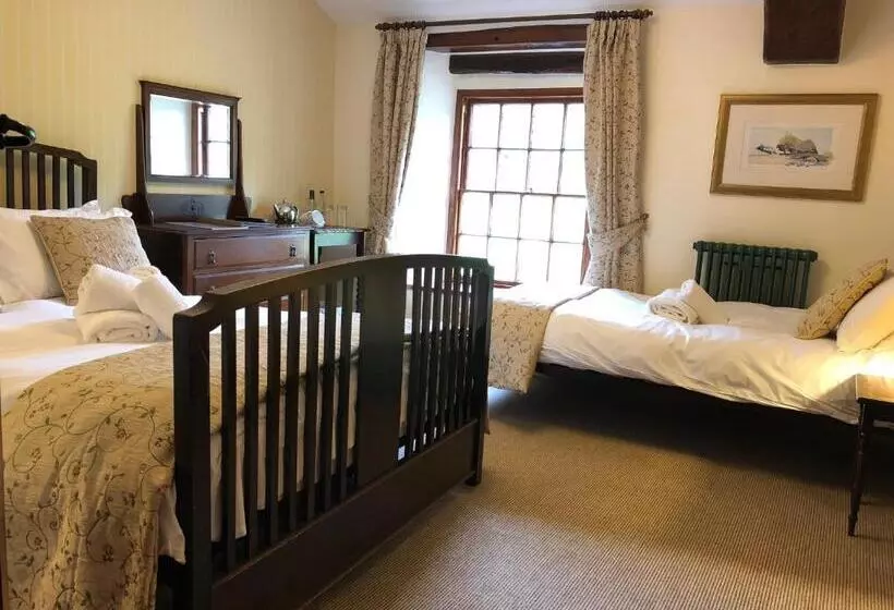 Majatalo Bank Ground Farm