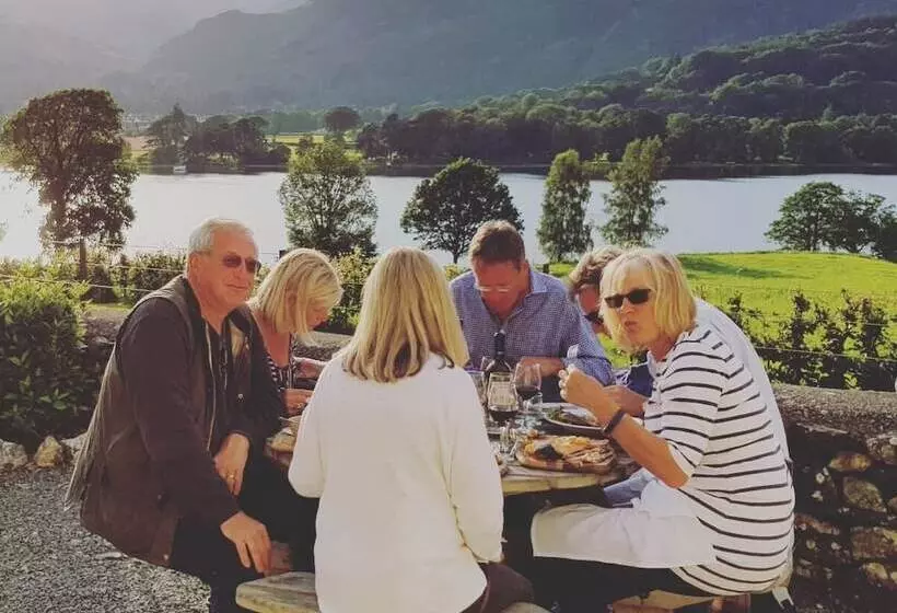 Majatalo Bank Ground Farm