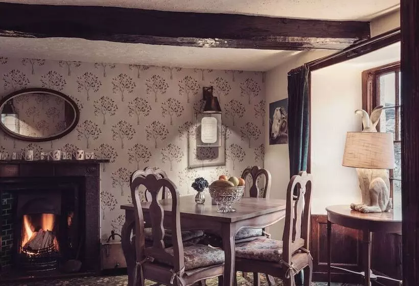 Majatalo Bank Ground Farm