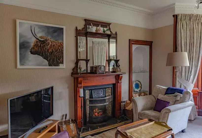 پانسیون Carradales Luxury Guest House