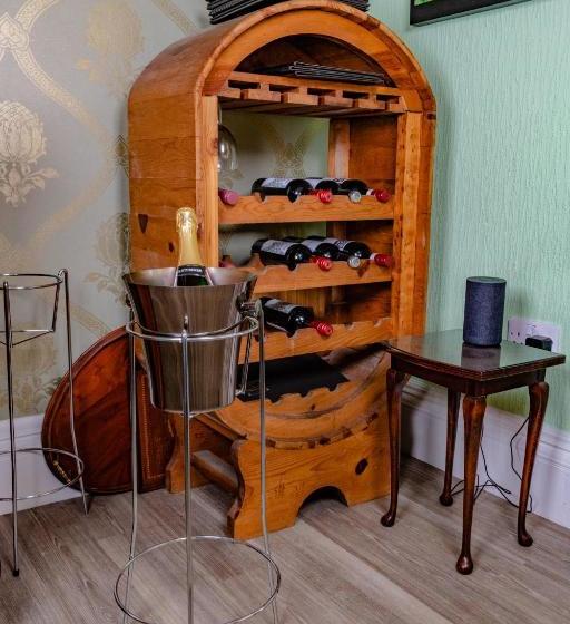 פנסיון Carradales Luxury Guest House