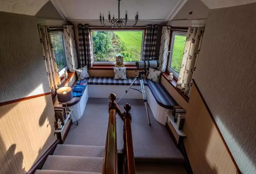 پانسیون Carradales Luxury Guest House