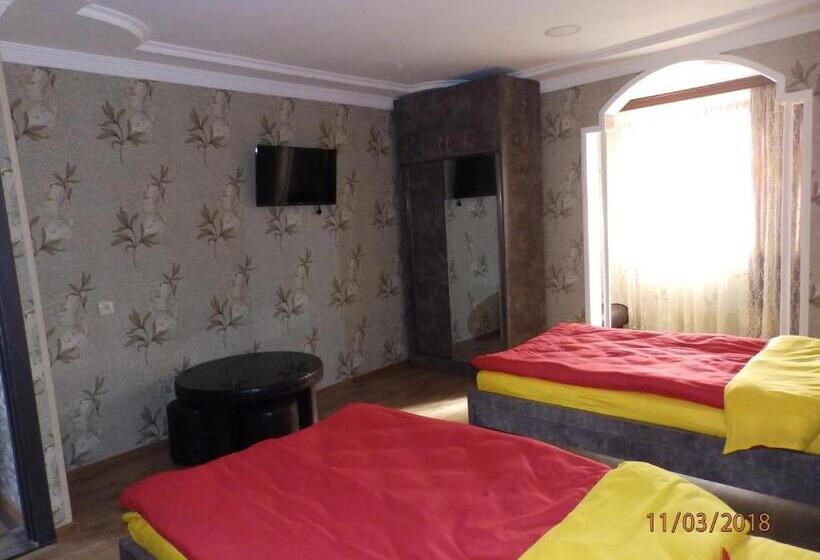 پانسیون Mesxuri Oda