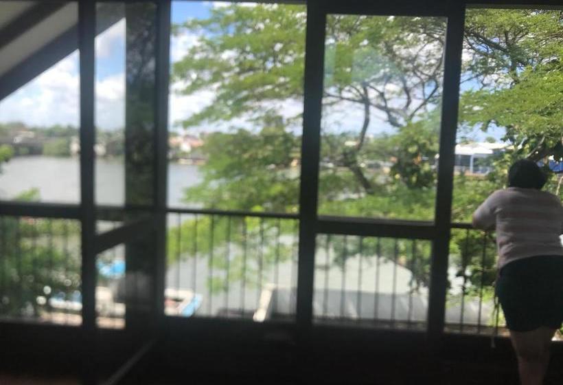 بنسيون Villa On The Edge