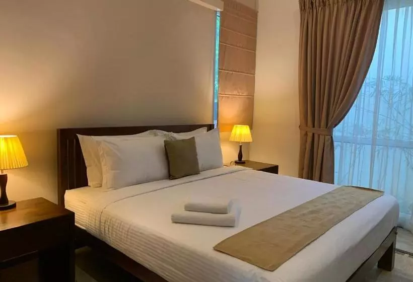 پانسیون Villa On The Edge