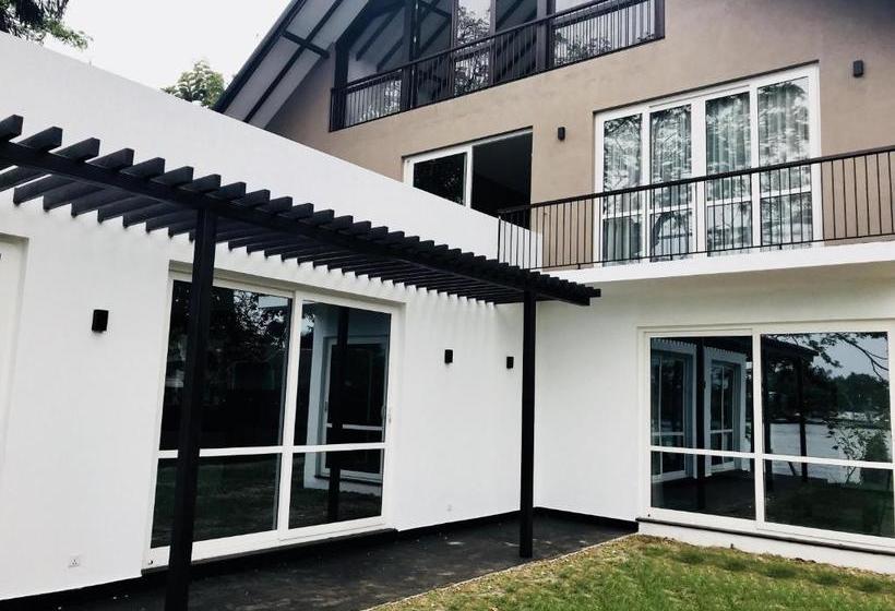 بنسيون Villa On The Edge