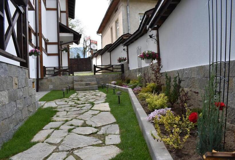 פנסיון Bavaria House