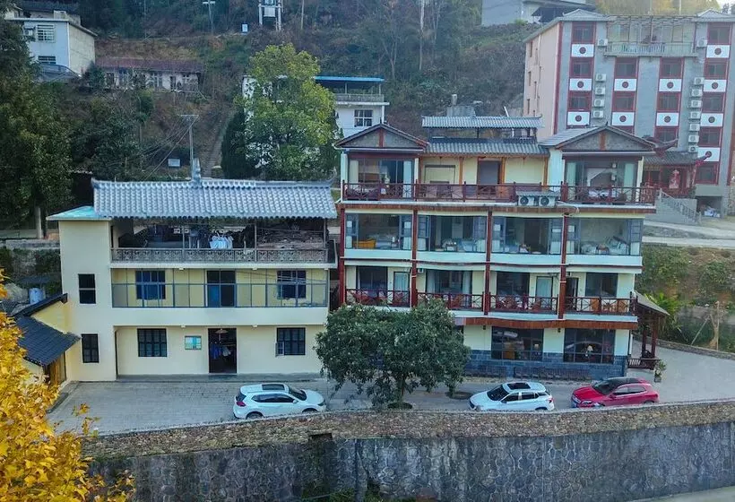پانسیون Mountain For Inn