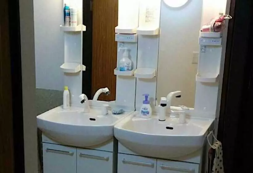 پانسیون Guesthouse Angoso