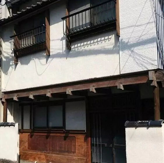 پانسیون Guesthouse Angoso