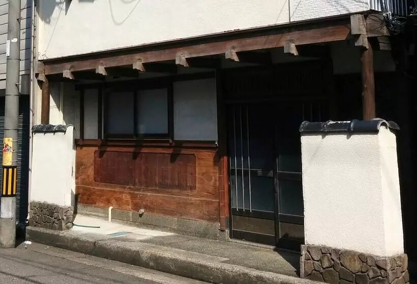 پانسیون Guesthouse Angoso