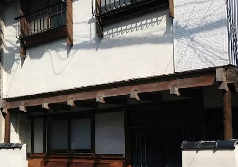 پانسیون Guesthouse Angoso