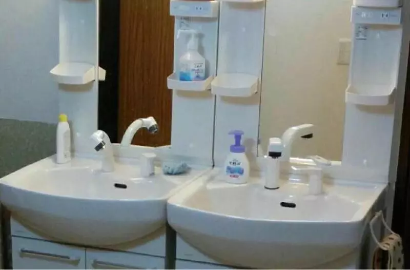 پانسیون Guesthouse Angoso