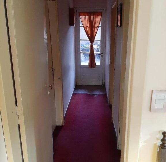 هاستل Hospedaje Legus