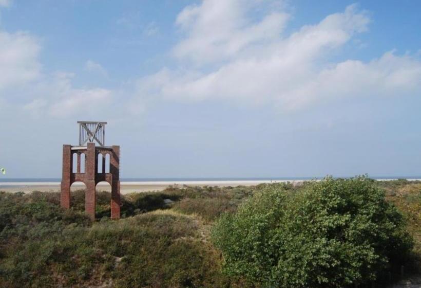 Отель Das Miramar