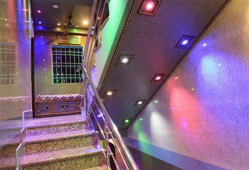 酒店 Vasanth Villa