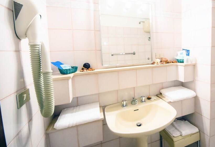 هتل Palombella & Restaurant