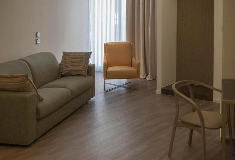 膳宿费 In Dies Affittacamere