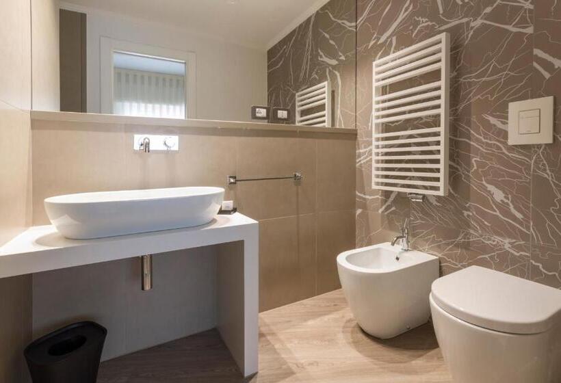 膳宿费 In Dies Affittacamere