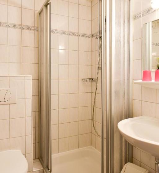 호스텔 Gasthof Kolb