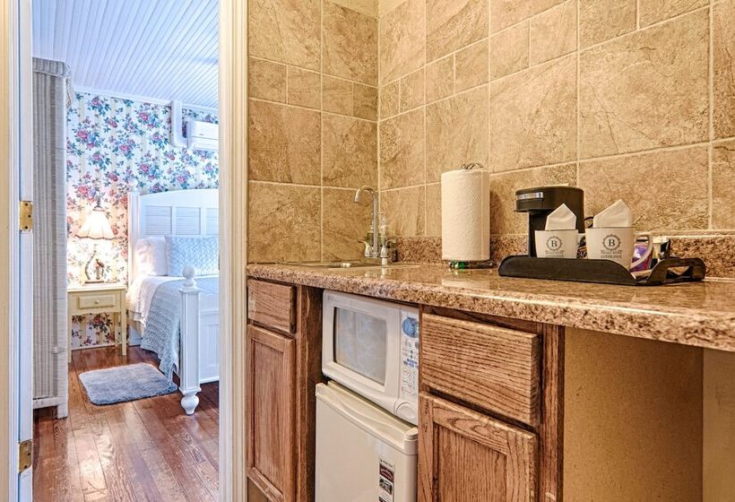 مبيت وإفطار Broad River Inn