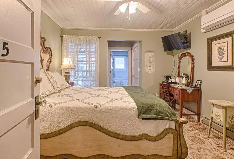 Aamiaismajoitus (B&B) Broad River Inn