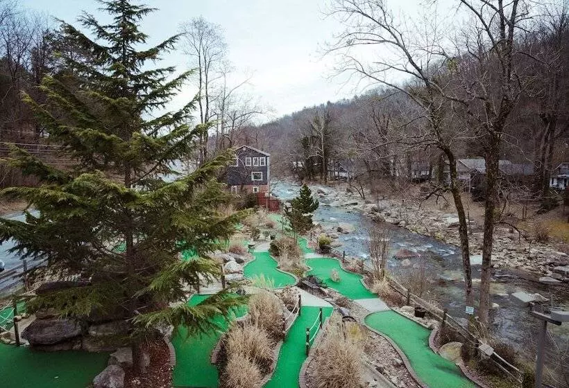 Aamiaismajoitus (B&B) Broad River Inn