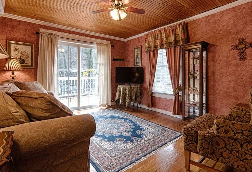 مبيت وإفطار Broad River Inn