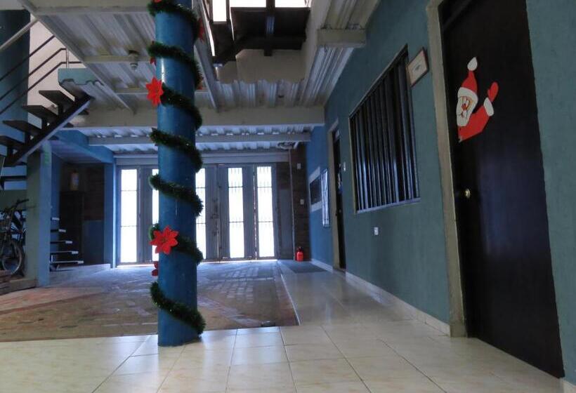 펜션 Nirvana Casa De Huéspedes