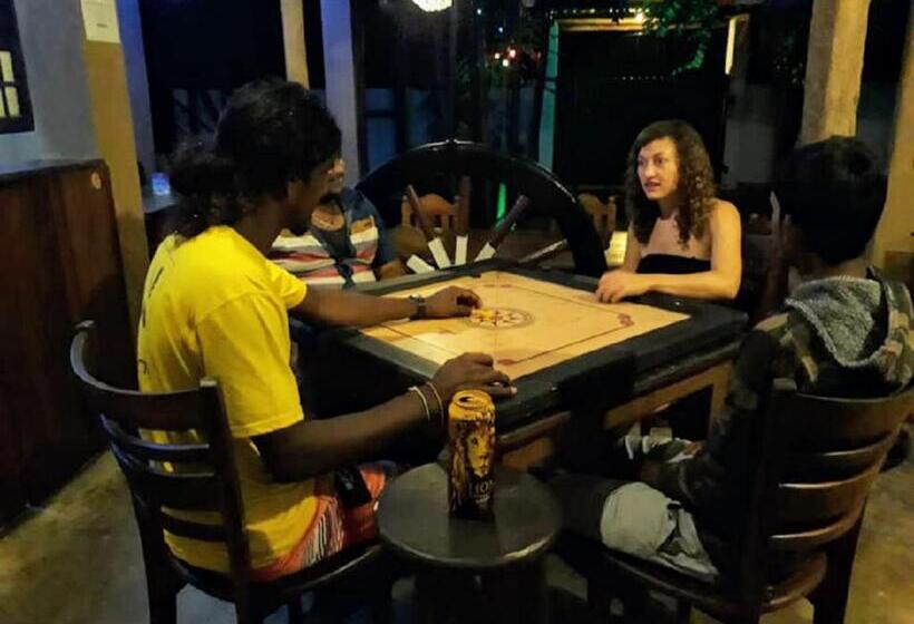 פנסיון Surfing Life