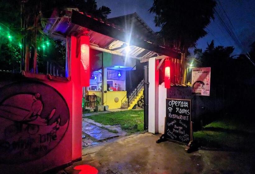 פנסיון Surfing Life