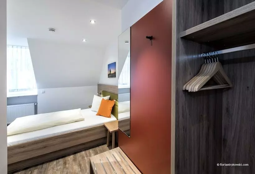 Ubernachten In Der Tenne