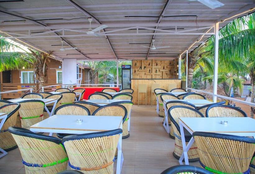 Arabian Sands Beach Resort